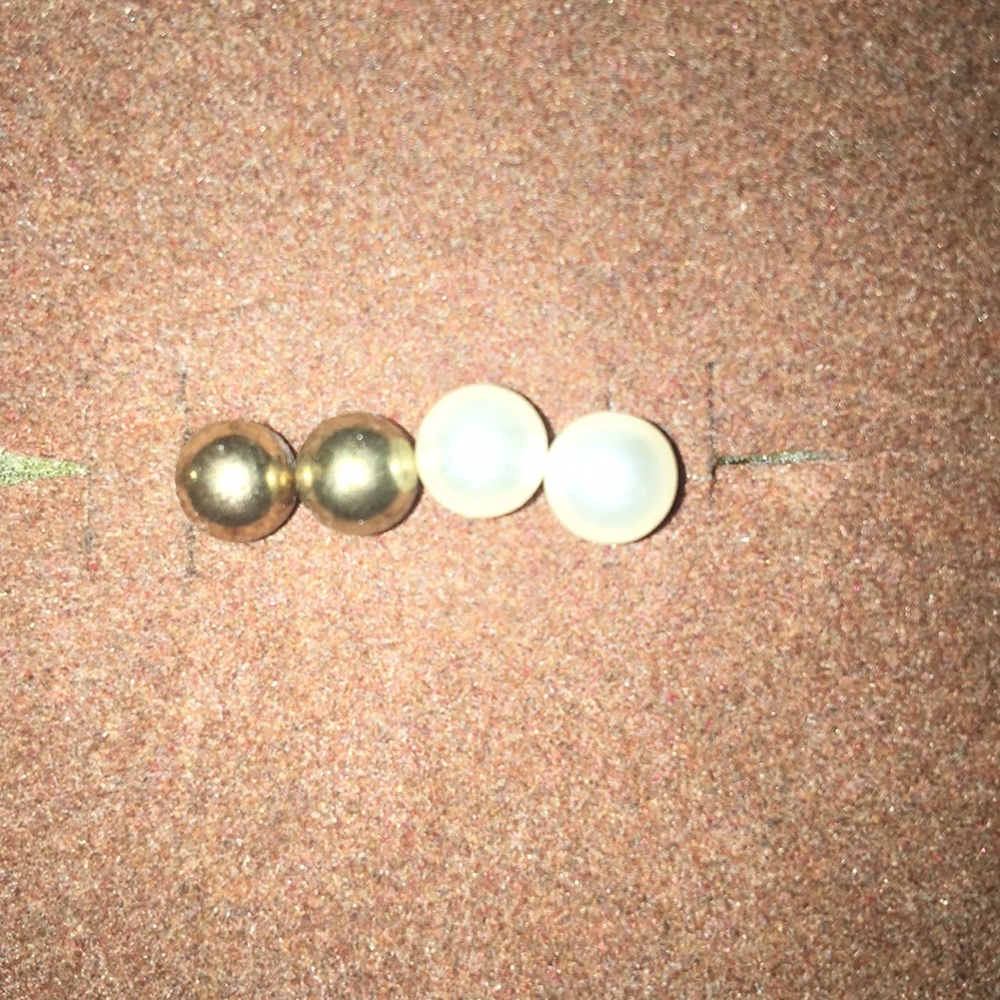 Pearl earrings